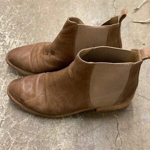 Eileen‎  Fisher booties